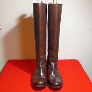 FRYE AND CO. Tan Leather Interior